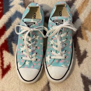 Light blue and light pink low top star Converse women’s size 9